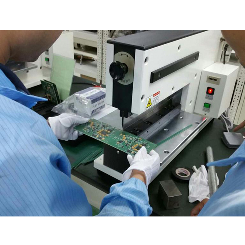 鍘刀式分板機亞蘭裝備技術